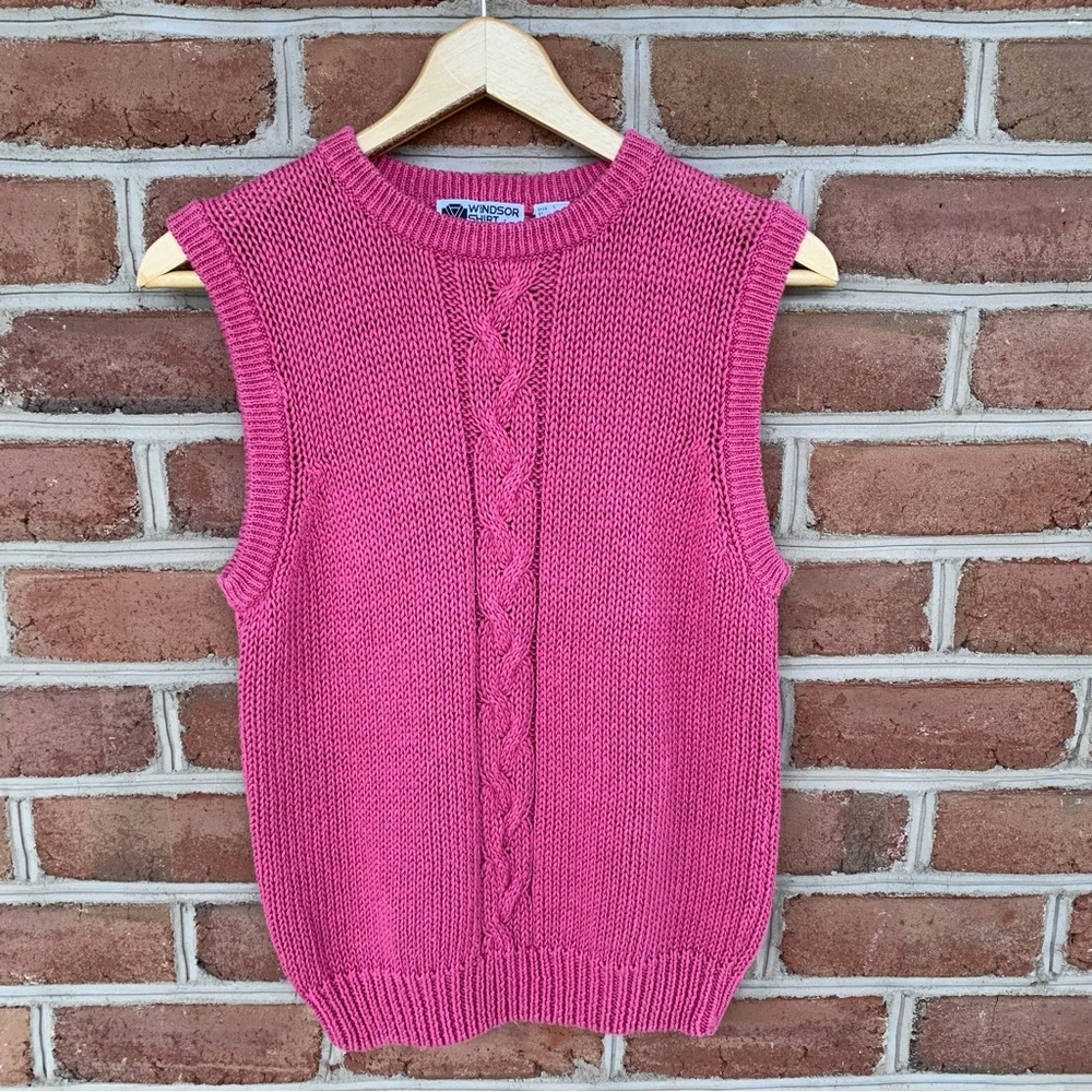 Adorable pink sweater vest. size small